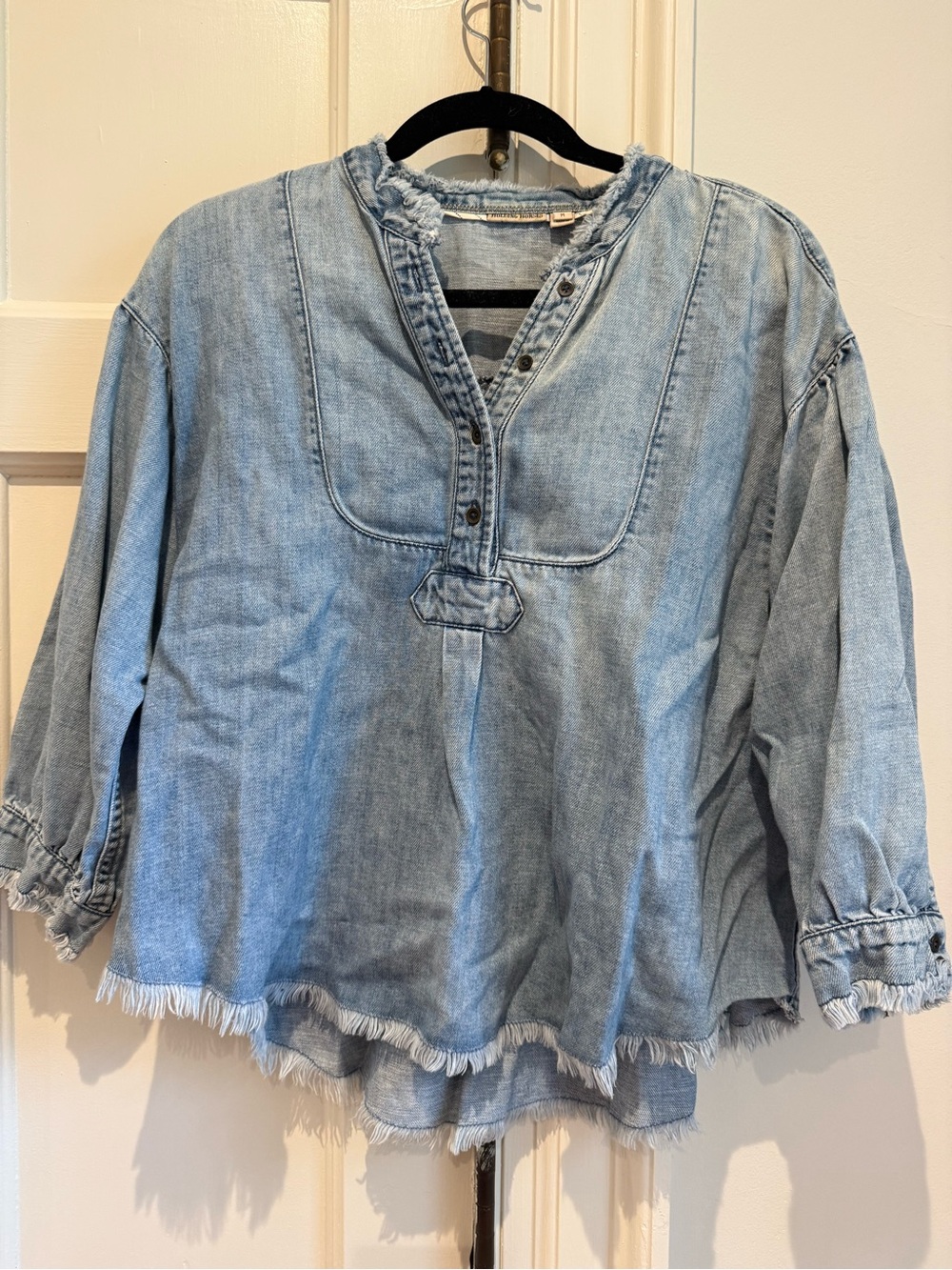 HOLDING HORSES Light Denim Frayed-Edge Shirt